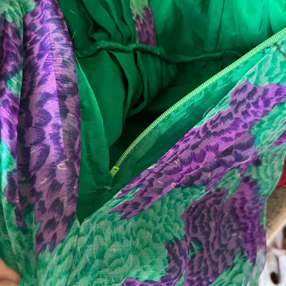 Vintage 100% pure silk made in India fit & flare purple n green dress Sz 10 - Picture 5 of 10